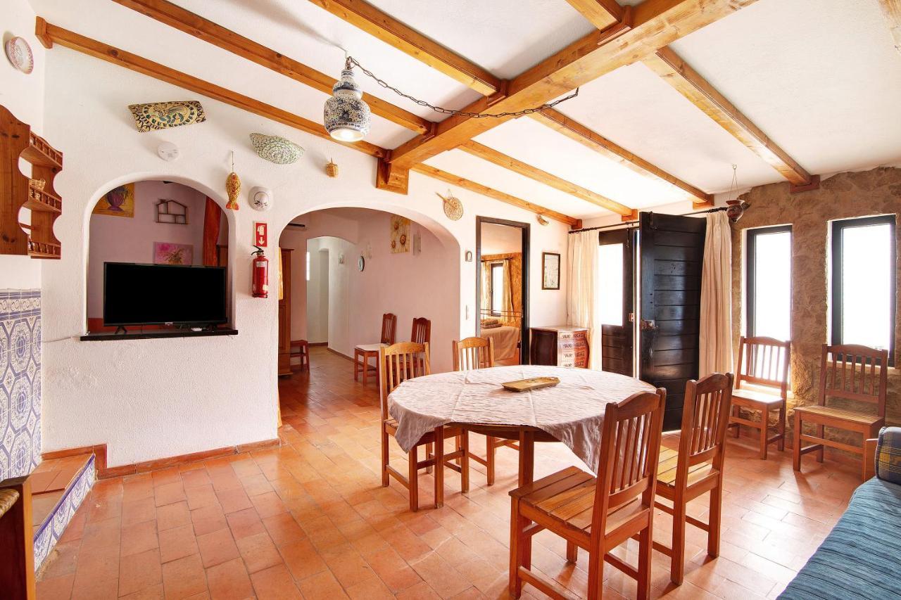 Tigonema Annex Villa *